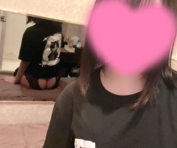 「出勤日」08/04(火) 12:33 | こはく　22歳業界未経験の写メ