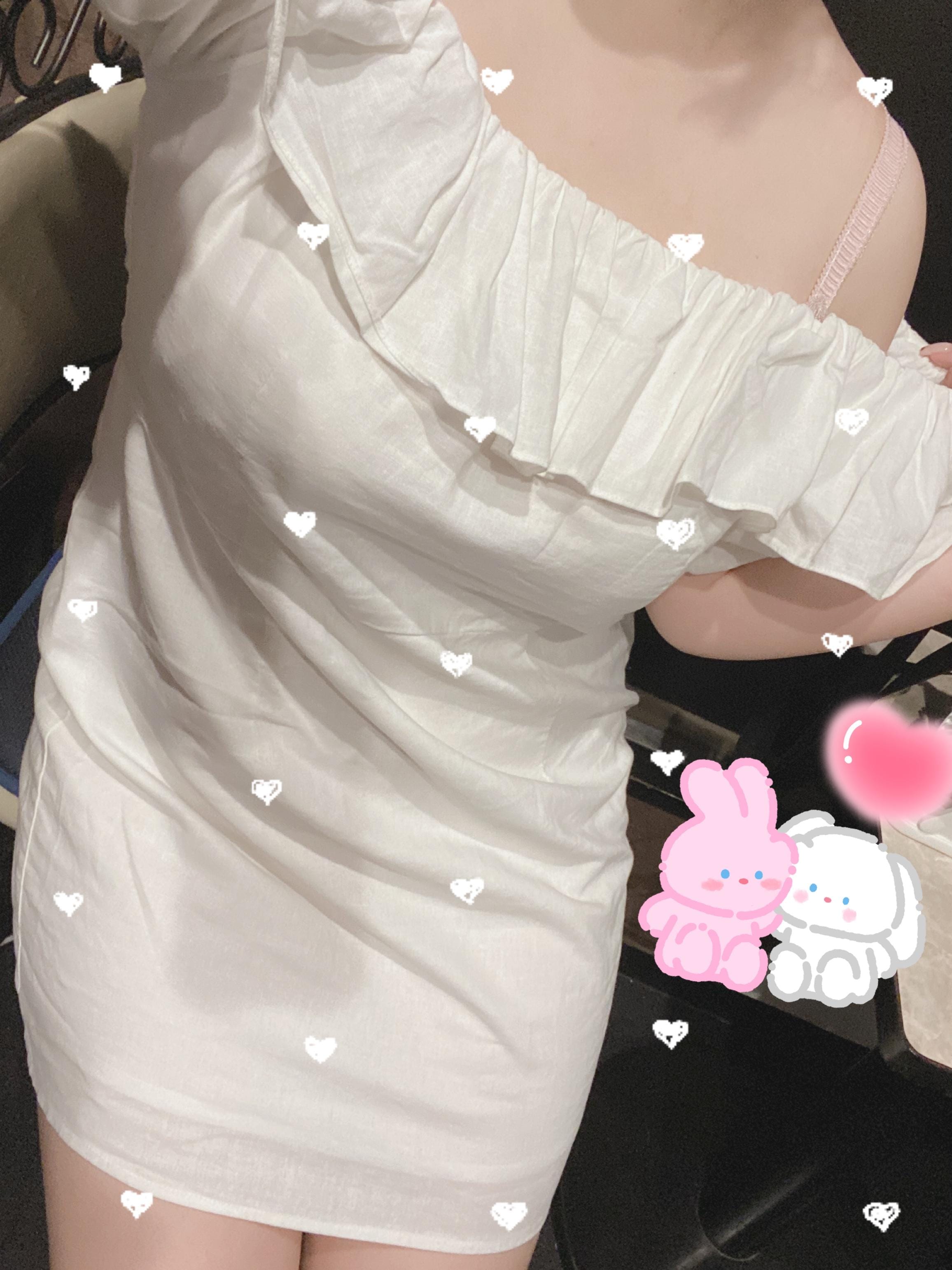 あゆな「出勤しました☺︎」08/04(火) 15:28 | あゆなの写メ