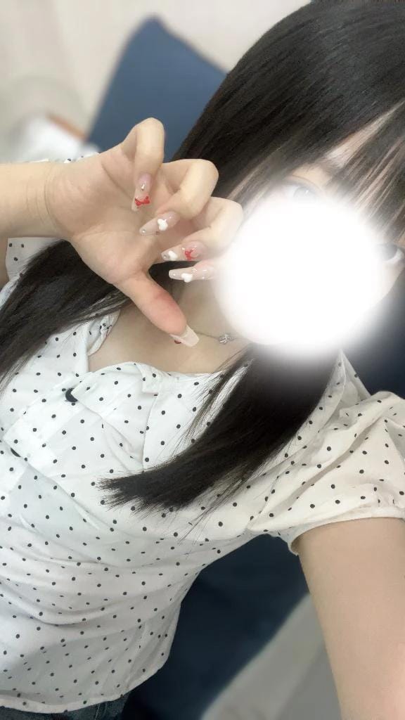 「なにがいいかな？」08/08(土) 00:16 | みずきの写メ