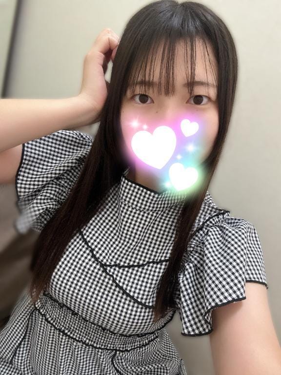 「何かがある日」08/08(土) 08:31 | はつねの写メ日記