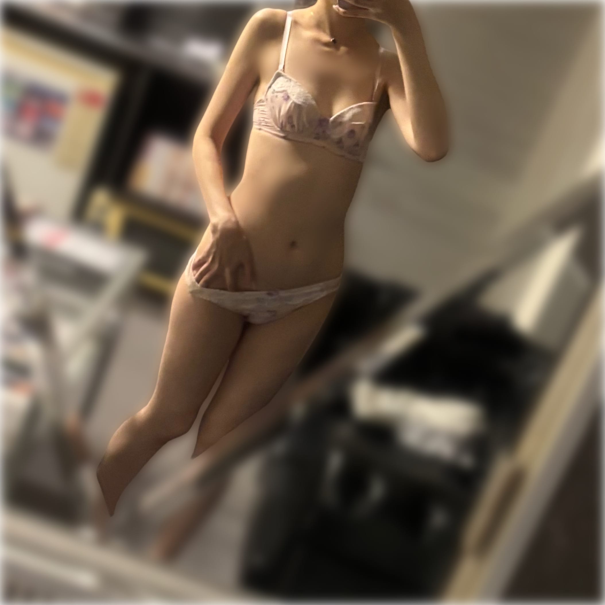 「こんにちは☆」08/14(金) 12:05 | まなみの写メ日記