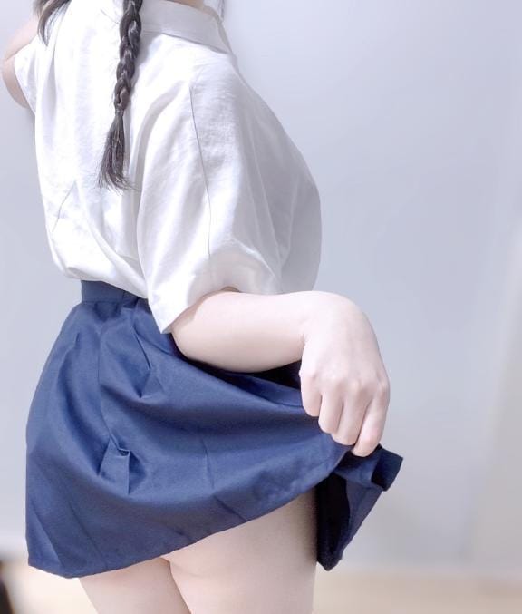 「見てくれてありがとう⋆⸜」08/14(金) 18:03 | ゆりの写メ