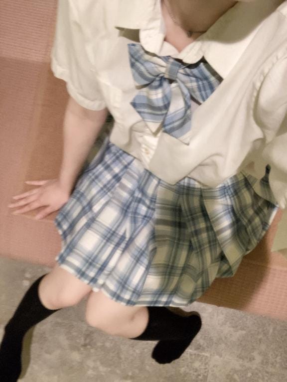 「まってるよ♡」08/16(日) 14:59 | しずくの写メ