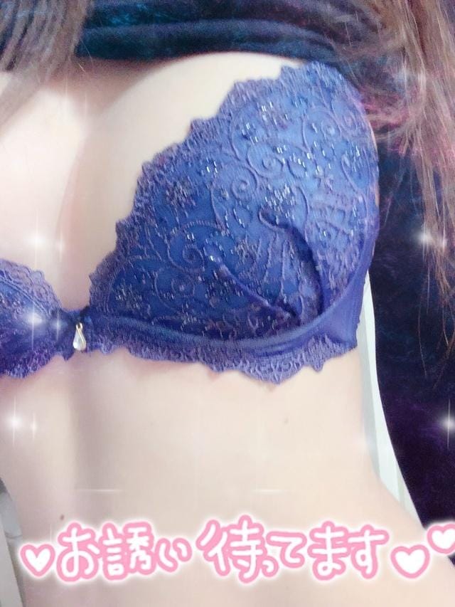 「待ってます」08/16(日) 19:00 | 理子-りこの写メ