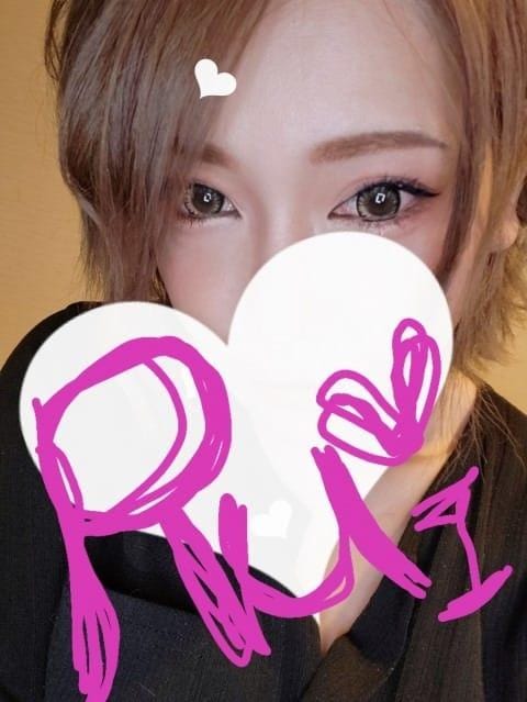 「るい☆(*˘︶˘*).:*♡」08/16(日) 23:13 | るいの写メ日記