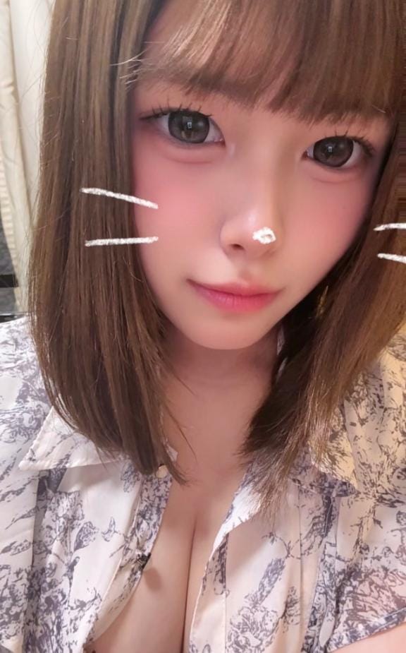 「むらむら//」08/19(水) 07:31 | ちなつの写メ日記