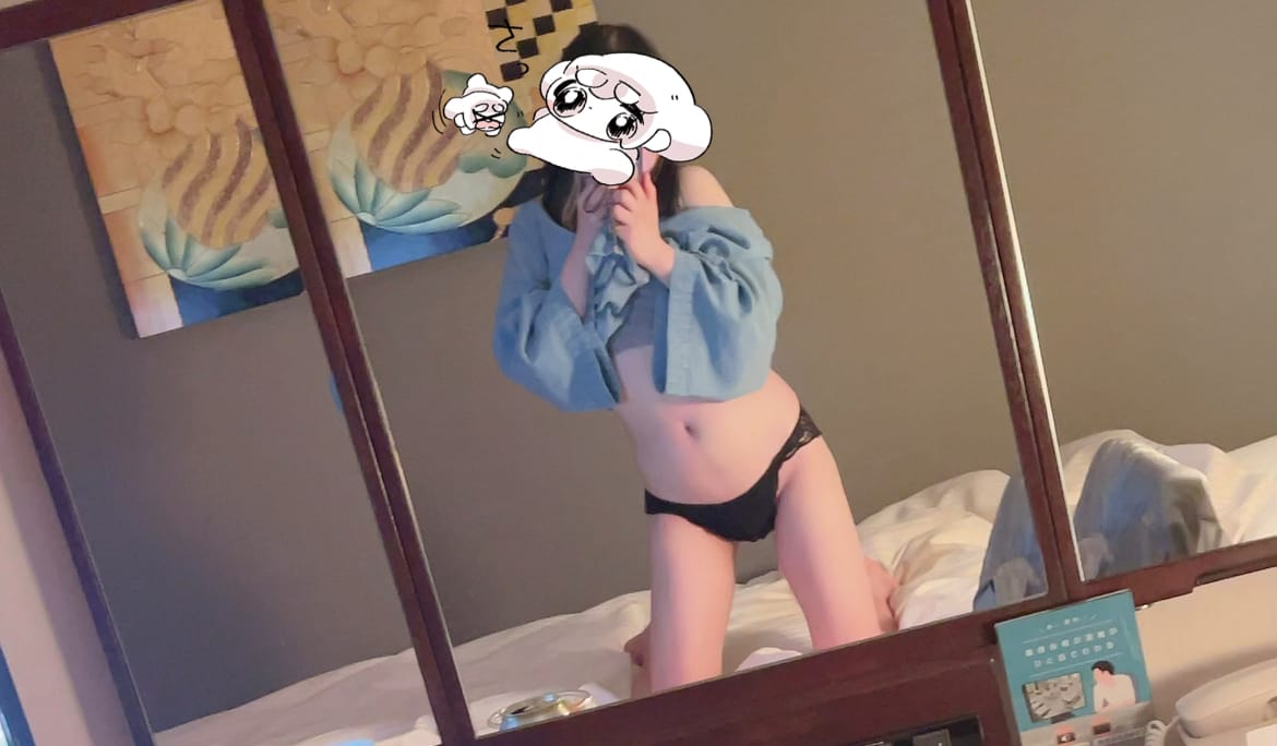さと「おつかれさまです〜」08/25(火) 23:16 | さとの写メ