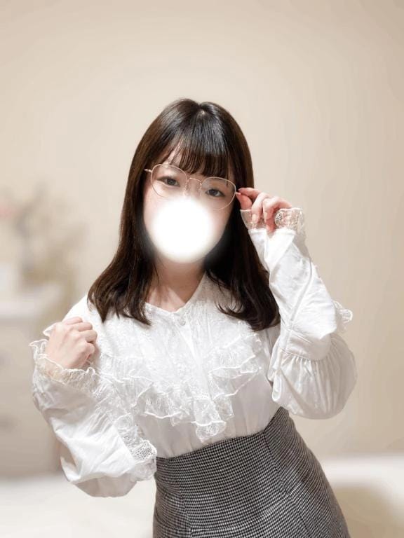 「眼鏡女子はお好みですか？」09/06(日) 14:02 | りんの写メ日記