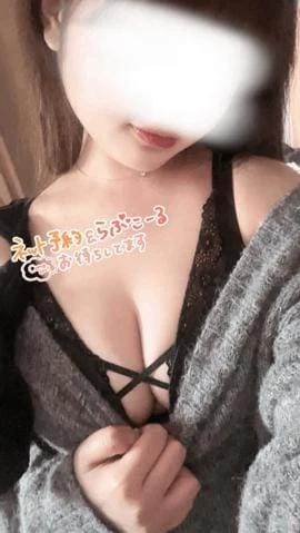「ふわふわです︎︎☁」09/07(月) 22:20 | しいなの写メ