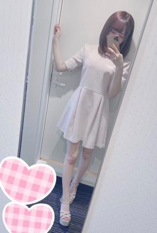 「本日出勤します♡」09/10(木) 19:34 | つきひの写メ日記
