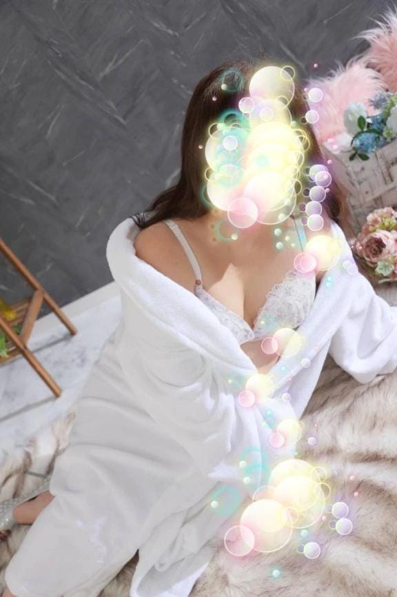 彼女とは出来ない変態プレイ…