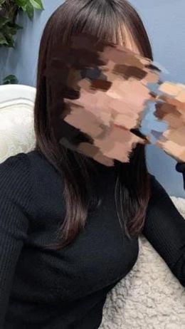 目が合うと、そらしちゃう…///