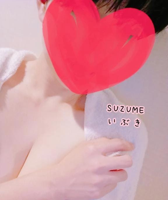 「いってらっしゃい♡」10/06(火) 08:19 | いぶきの写メ
