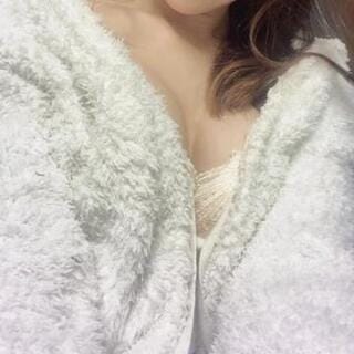「待機に戻りました」10/06(火) 23:01 | えまちゃんの写メ