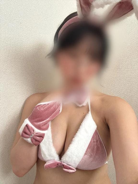 「ぎゅっとしたくなるこの気持ち♡」10/06(火) 23:53 | すずの写メ