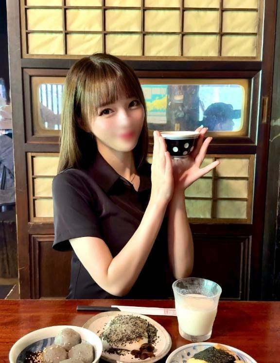「」10/08(木) 05:45 | ののかの写メ