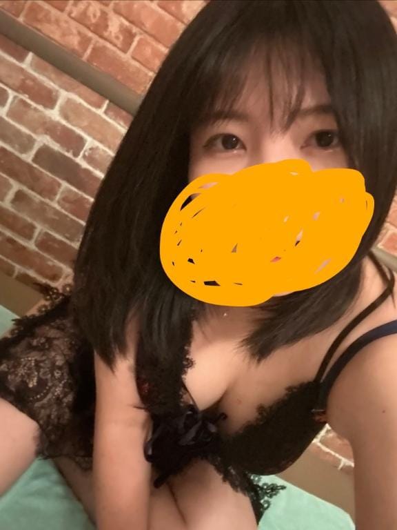 「秋晴れ」10/08(木) 12:50 | 霧島あかねの写メ
