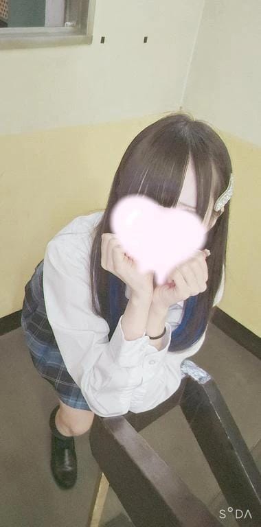 「すき」10/11(日) 04:47 | にゃすの写メ