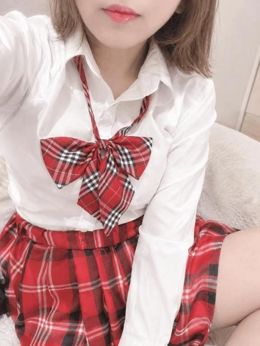 赤いリボンのらむ、ひとり占めしに来る?❤️