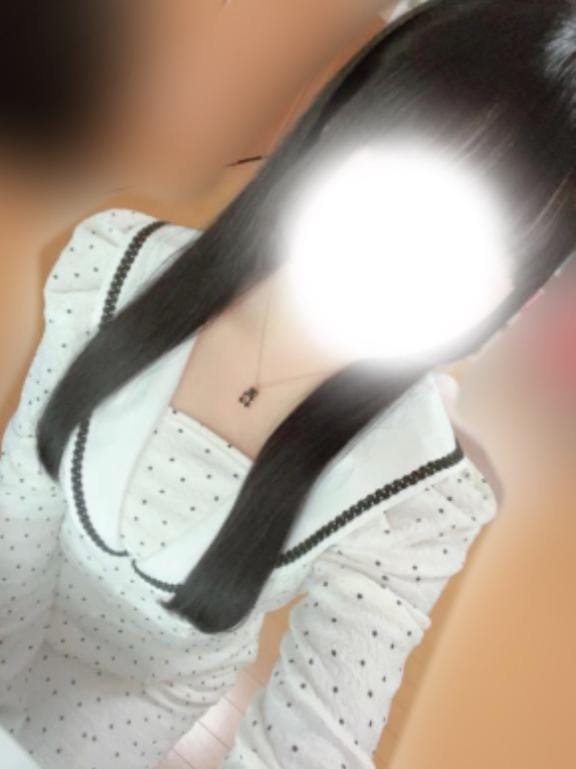 「22時まで出勤してます！」10/11(日) 14:11 | 城田 ひなの写メ