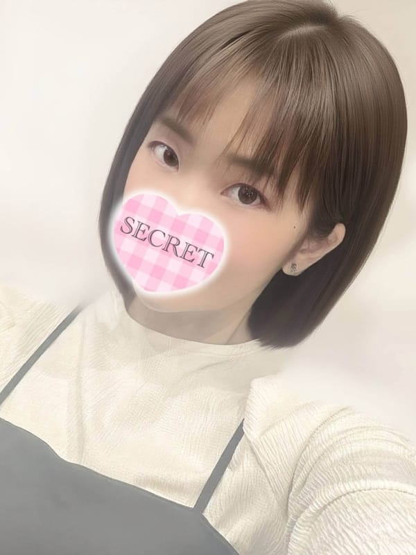 みーも|難波風俗で今すぐ遊べる女の子