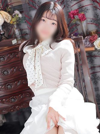 りえ【小柄な愛嬌抜群美女♡】|エフルラージュ 錦店でおすすめの女の子
