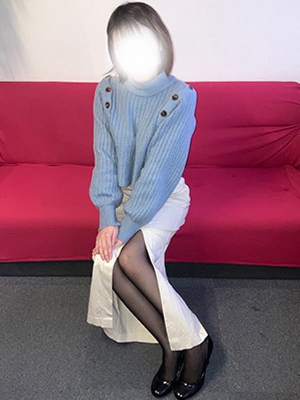 つき【小春日和のごとく明るい美形若妻】