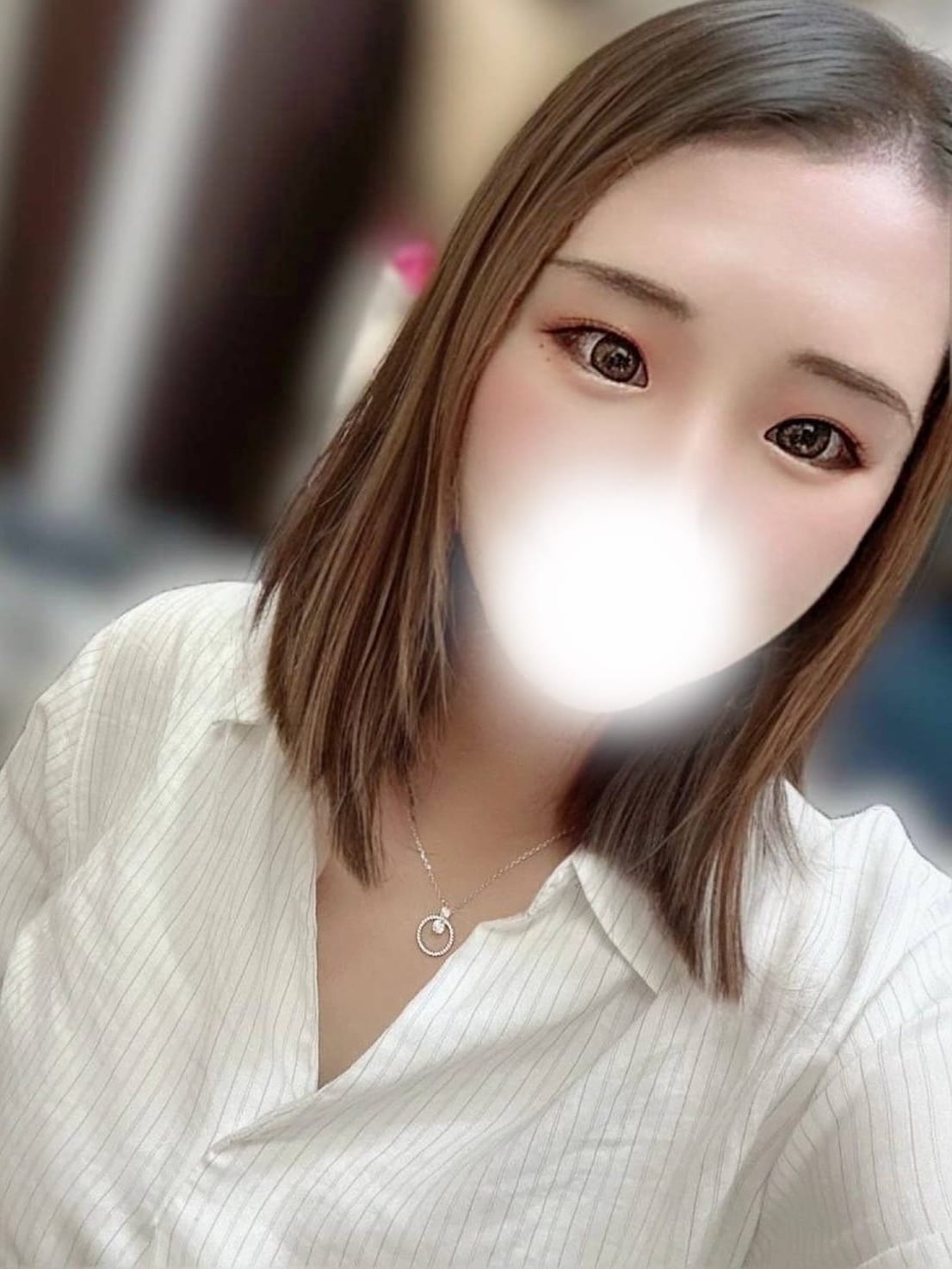 れみ※笑顔が素敵な小柄女子|激安商事の課長命令 十三店で評判の女の子