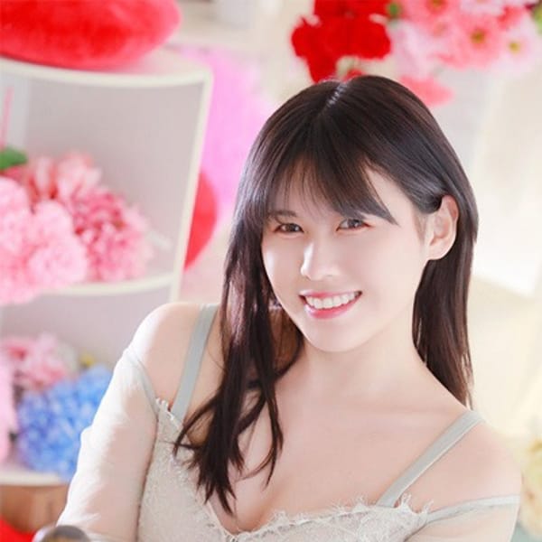 れおな【笑顔で愛嬌抜群の清楚美女♪】 | ハピネス東京(五反田)