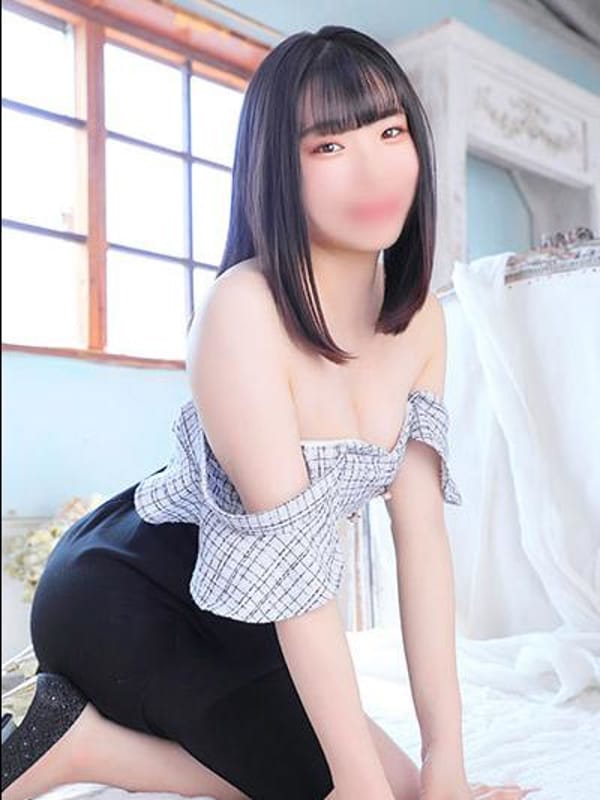せんか【巨乳美脚の癒し天使】