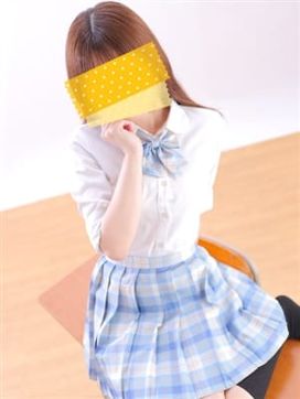 白鳥まい|制服コーデ(札幌ハレ系)で評判の女の子