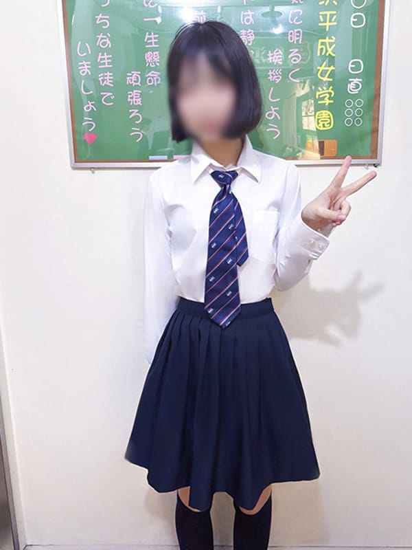 小鳥遊れな