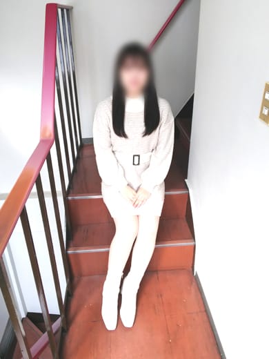 るな|HAND MAID（ハンドメイド） 梅田店で評判の女の子