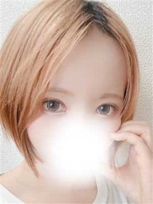 しおり|ホールインワンで評判の女の子