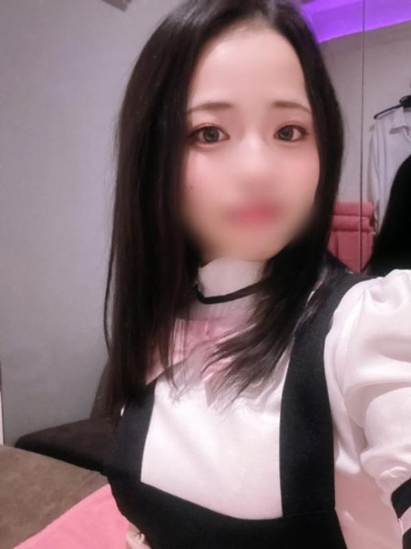 ひなの【店長オススメ黒髪清楚系美女♡】