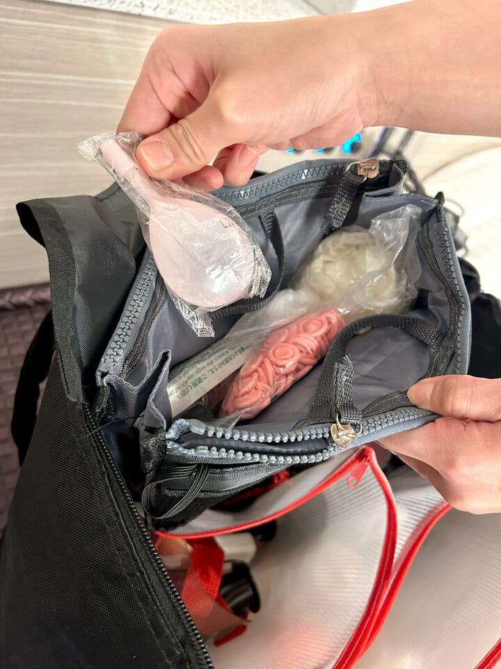 アナルプレイ前の準備シーン