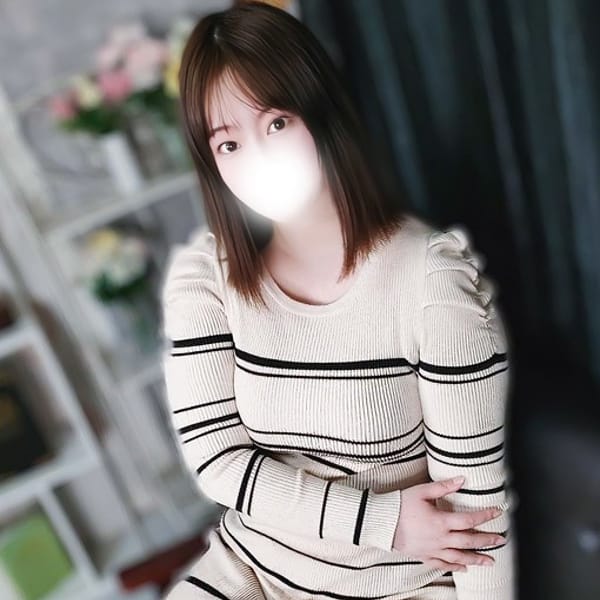 春奈みりな
