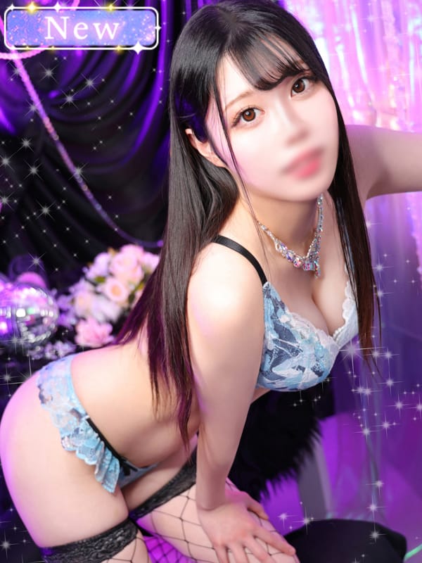 こはく【愛嬌満点！癒しの色白美人】