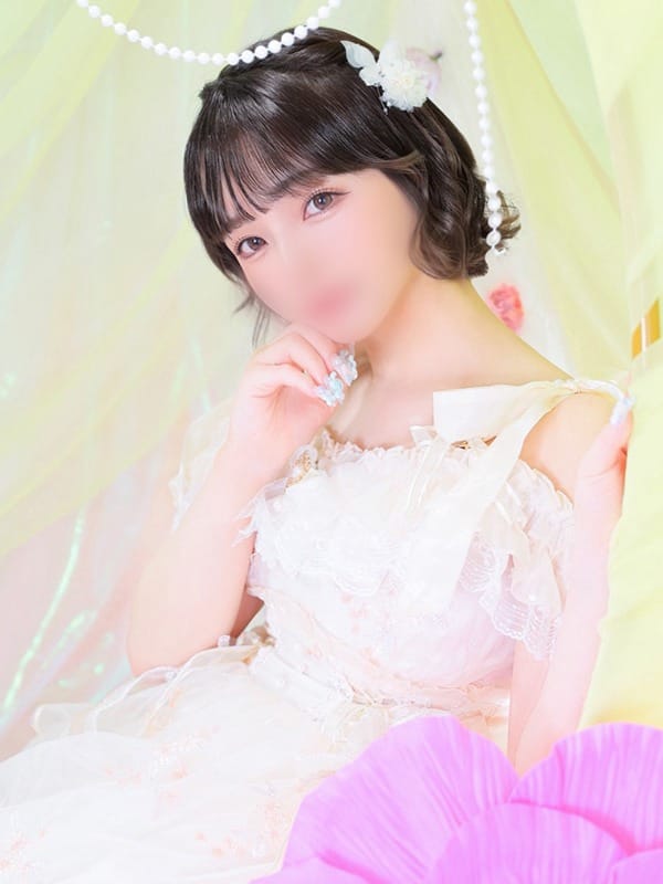なるせ　VIP対応|スーパークリスタルで評判の女の子
