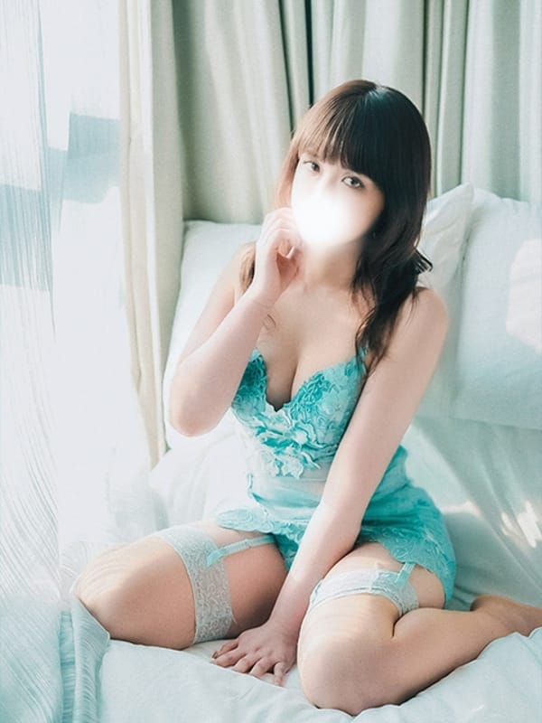 あきほ|マダムン 谷九でおすすめの女の子