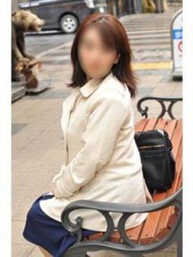 りょうか|未亡人 札幌店で評判の女の子