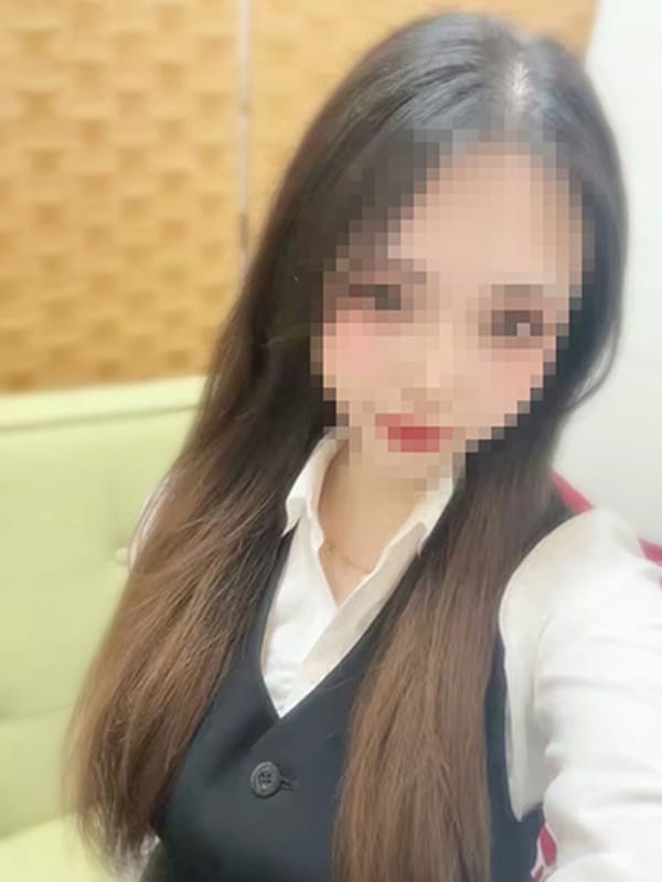 霧島てん|淫乱OL派遣商社 斉藤商事でおすすめの女の子