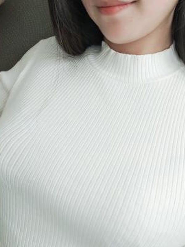 秋山ゆり|奥さんの手でおすすめの女の子