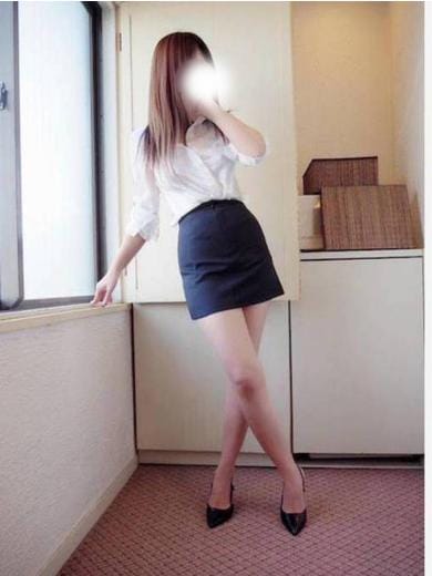 元モデルまき|厳選人妻専門店元祖ミセスでおすすめの女の子