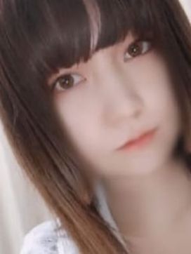 ニジ|プリティーガールで評判の女の子