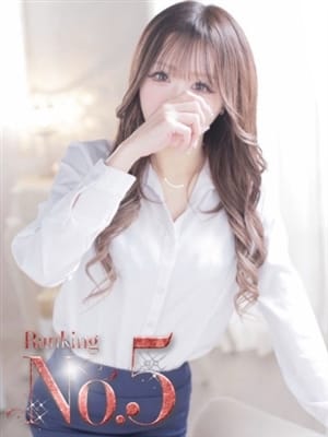 りの|ピーチルパインで評判の女の子