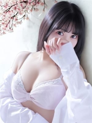 ゆいな|ピーチルパインでおすすめの女の子