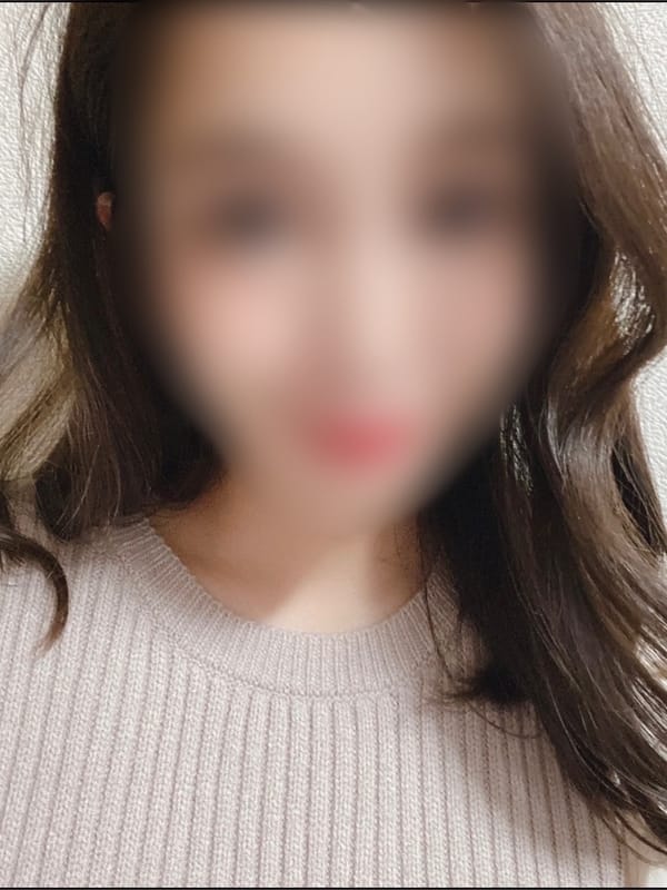 そら【美乳美肌のキレカワお姉さん！】