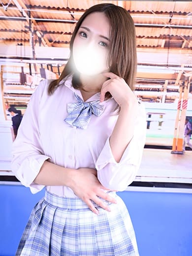 りな|ラッシュアワーで評判の女の子