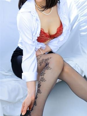 澄川いおり|シロガネーゼでおすすめの女の子